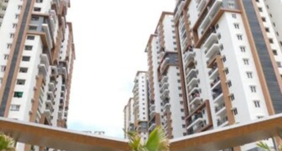 3 BHK + Pooja Room Apartment For Sale in Aparna Sarovar Zenith