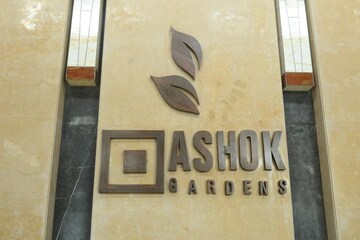 Floor Plan in 2 BHK Apartment at Ashok Gardens, Sewri – for Rent
