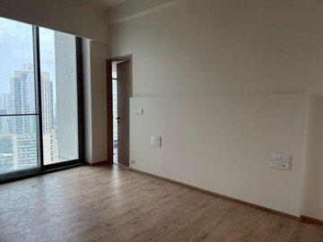 4 BHK Apartment For Rent in Rustomjee Crown, Prabhadevi