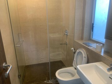 Bathroom in 4 BHK Apartment at Lodha Marquise, Worli – for Rent