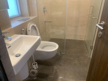 Bathroom in 4 BHK Apartment at Lodha Marquise, Worli – for Rent