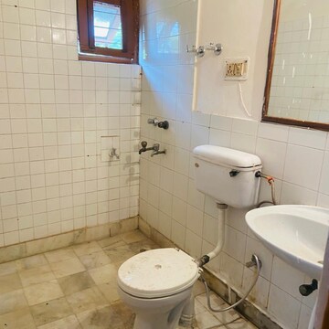 Bathroom in 3 BHK Independent House at Arun Vihar Sector 37, Sector 37 – for Rent