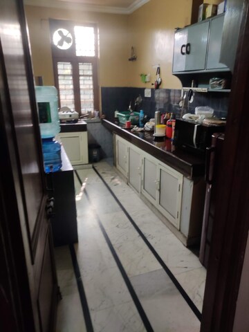 Kitchen in 1 RK Independent House at Parsvnath Plaza 27, Sector 27 – for Rent