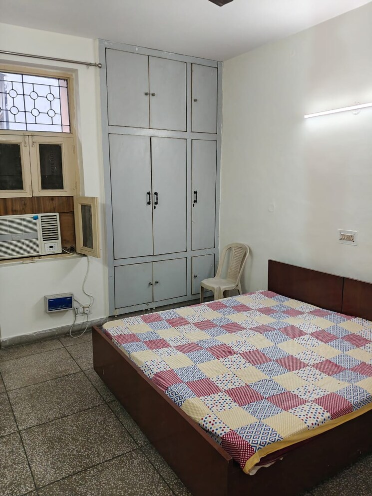 Bedroom, sai-kutir-sector-49 2 Bedroom 1150 Sq.Ft. Builder Floor In Sector 49 Noida 9085404