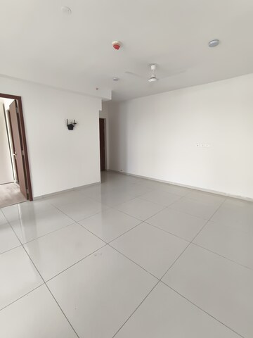 Room in 3 BHK Apartment at Shapoorji Pallonji Joyville Gurgaon, Sector 102 – for Rent