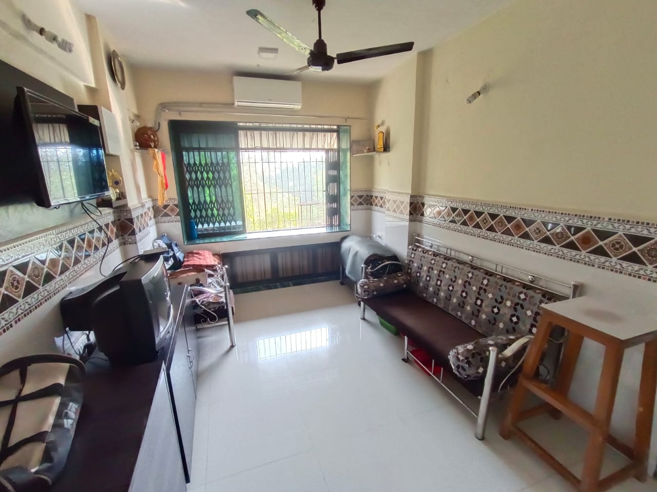 1 BHK + Extra Room Apartment For Rent in Adarsh Nagar CHS Uthalsar