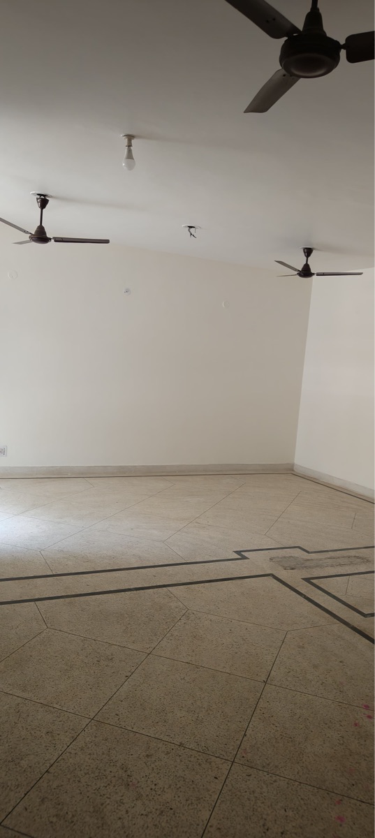 3 BHK 1500 Sq.Ft. Apartment in Sigma Apartments