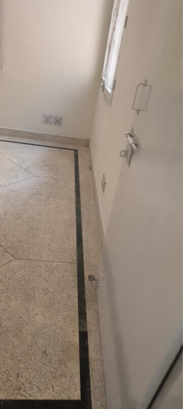 Furnished Amenities in 3 BHK Apartment at Sigma Apartments, Beta I Greater Noida – for Sale