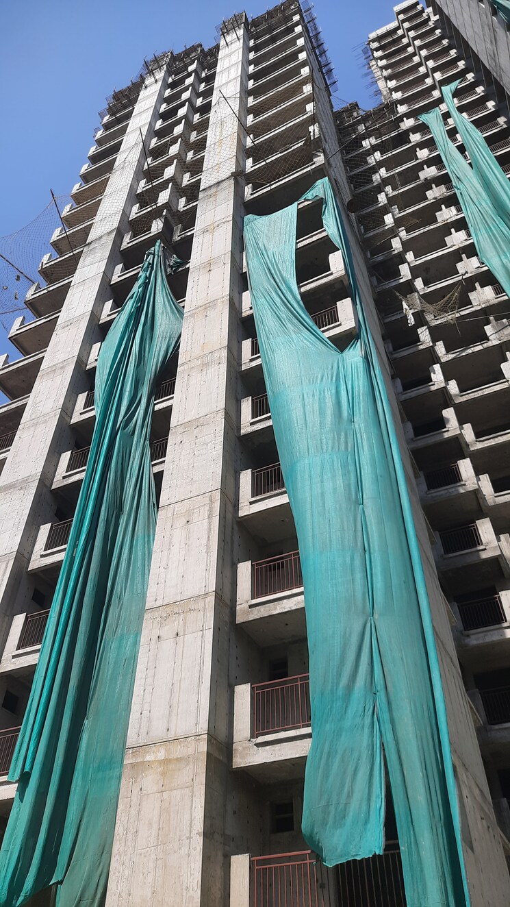 Exterior View, pareena-om-apartments 2 Bedroom 647 Sq.Ft. Apartment In Sector 112 Gurgaon 9085455
