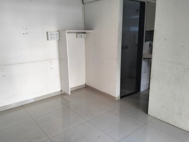 Room, vasant-valley-complex 1 RK 350 Sq.Ft. Apartment In Malad East Mumbai 9085499