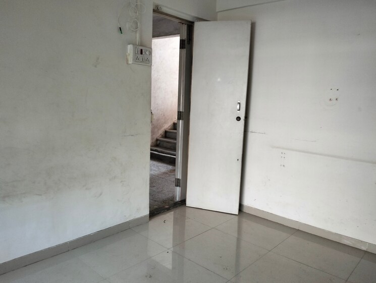 Room, vasant-valley-complex 1 RK 350 Sq.Ft. Apartment In Malad East Mumbai 9085499