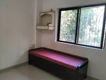 Room in 1 RK Apartment at Vasant Valley Complex, Malad East – for Rent