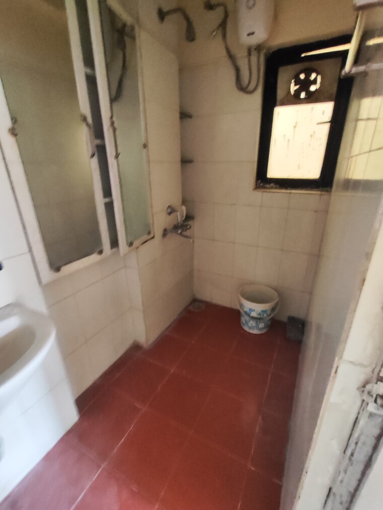 Attached Bathroom, hiranandani-estate-capri 2 Bedroom 750 Sq.Ft. Apartment In Ghodbunder Road Thane 9085505