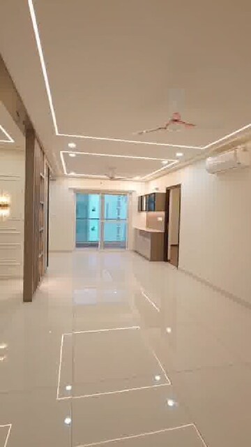 Bedroom in 3.5 BHK Apartment at Kondapur – for Rent