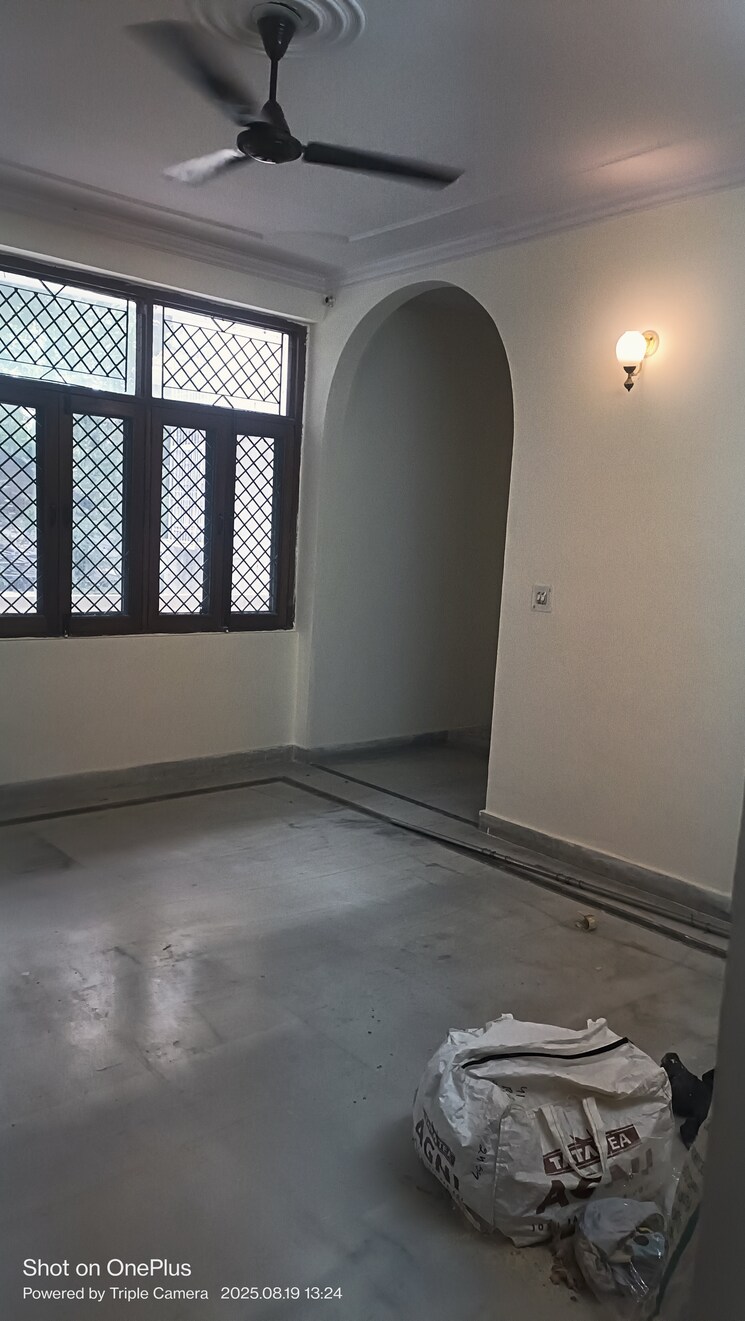 Room, ashoka-enclave-3 3 Bedroom 1450 Sq.Ft. Builder Floor In Sector 35 Faridabad 9085546