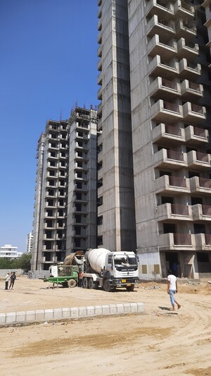 2 BHK Apartment – Exterior View View at Pareena Om Apartments, Sector 112 - for Sale