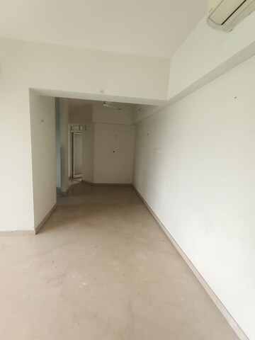 Room in 2 BHK Apartment at Godrej The Trees, Vikhroli East – for Rent