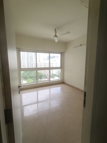 Room in 2 BHK Apartment at Godrej The Trees, Vikhroli East – for Rent