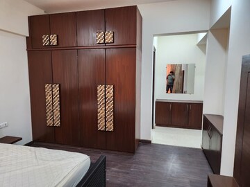 Room in 3 BHK Apartment at Celestia Spaces, Parel – for Rent