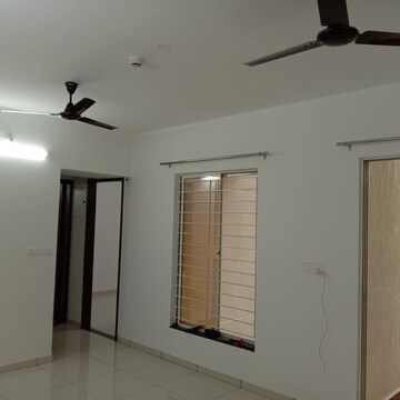Room in  Pg at Patlipada – for Rent