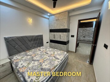 Bedroom in 2 BHK Builder Floor at Sector 73 – for Sale
