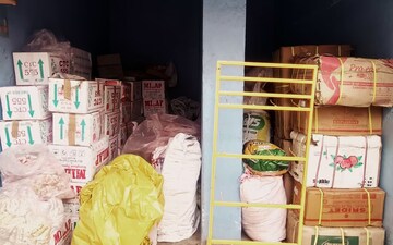 Shop For Rent in Main Road