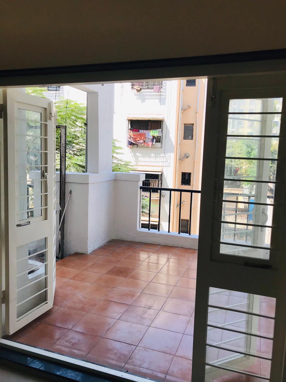 2 BHK Apartment For Sale in Silver Chambers