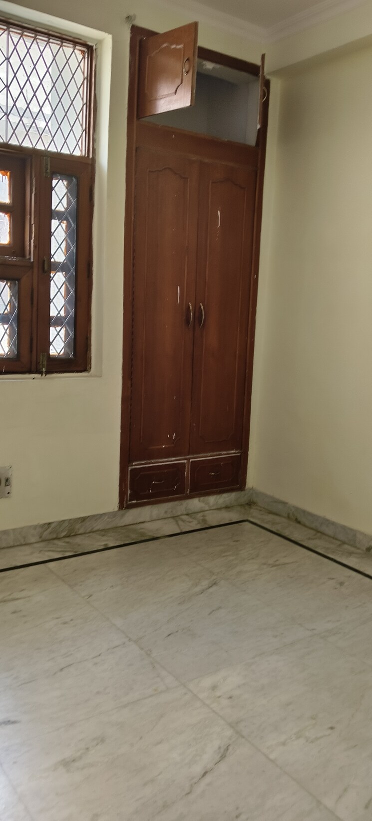 Room, rwa-apartments-sector-52 2 Bedroom 1200 Sq.Ft. Independent House In Sector 52 Noida 9085688