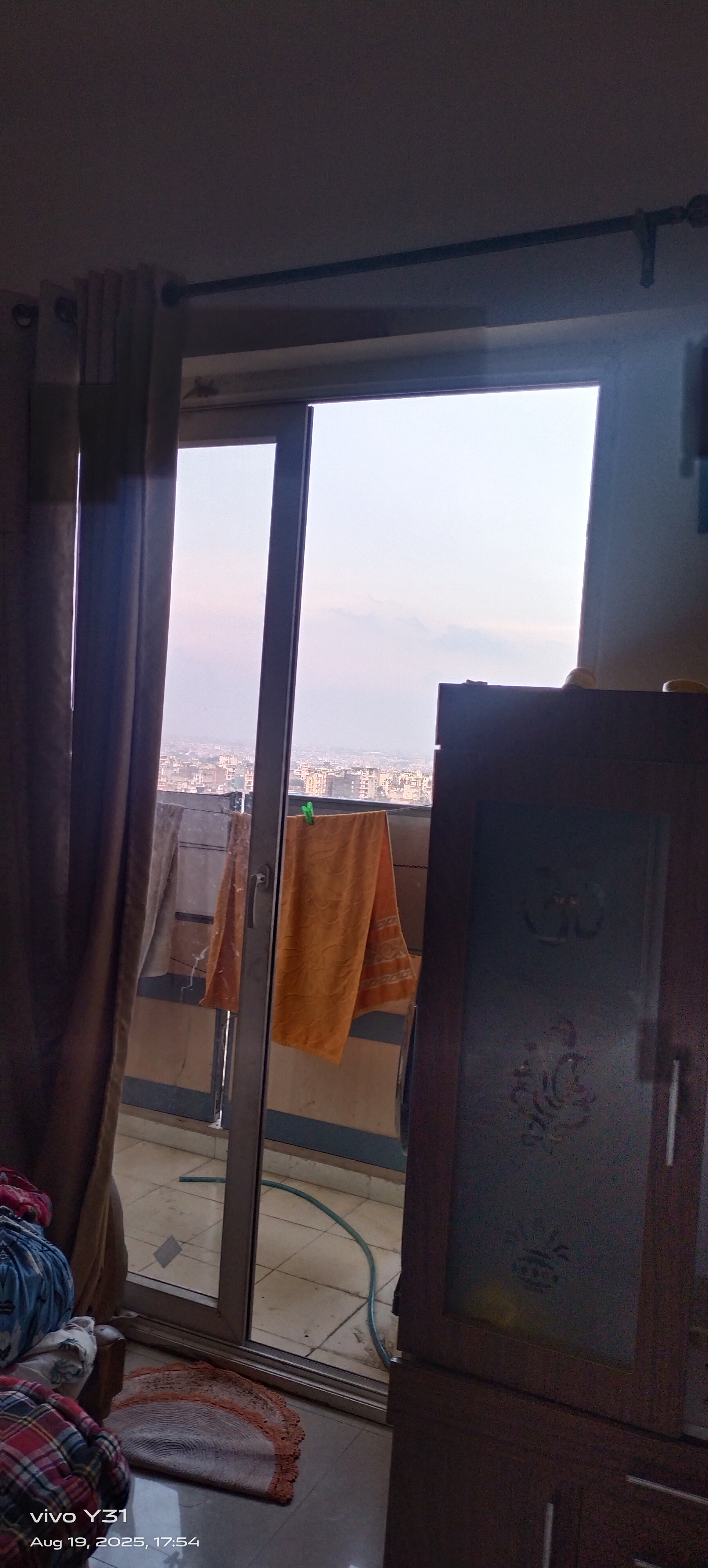 2 BHK Apartment For Rent in Mahagun Mywoods