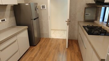 Bathroom in 4 BHK Apartment at Hermes Heritage Homes, Shastrinagar – for Rent