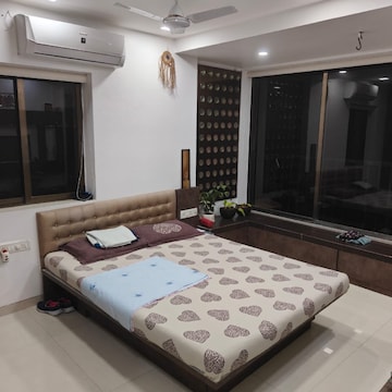 Bedroom in 2 BHK Apartment at Versova Heaven CHS, Suresh Nagar – for Rent