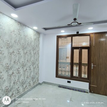 Room in 1 BHK Builder Floor at Govindpuri – for Rent