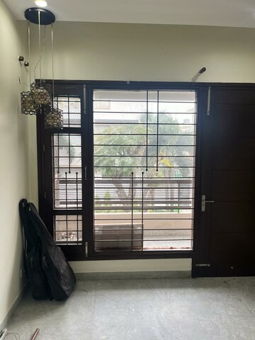Room in 4 BHK Independent House at Sector 91 – for Sale