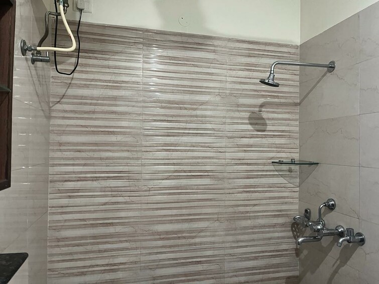Bathroom, sector 91 4 Bedroom 200 Sq.Yd. Independent House In Sector 91 Mohali 9085768