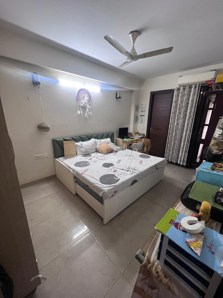 Team Area, relaxo-apartment 4 Bedroom 3000 Sq.Ft. Builder Floor In Sector 46 Gurgaon 9085780