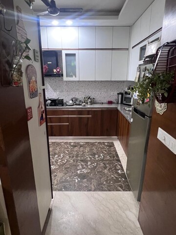 Kitchen in 4 BHK Builder Floor at Relaxo Apartment, Sector 46 – for Rent