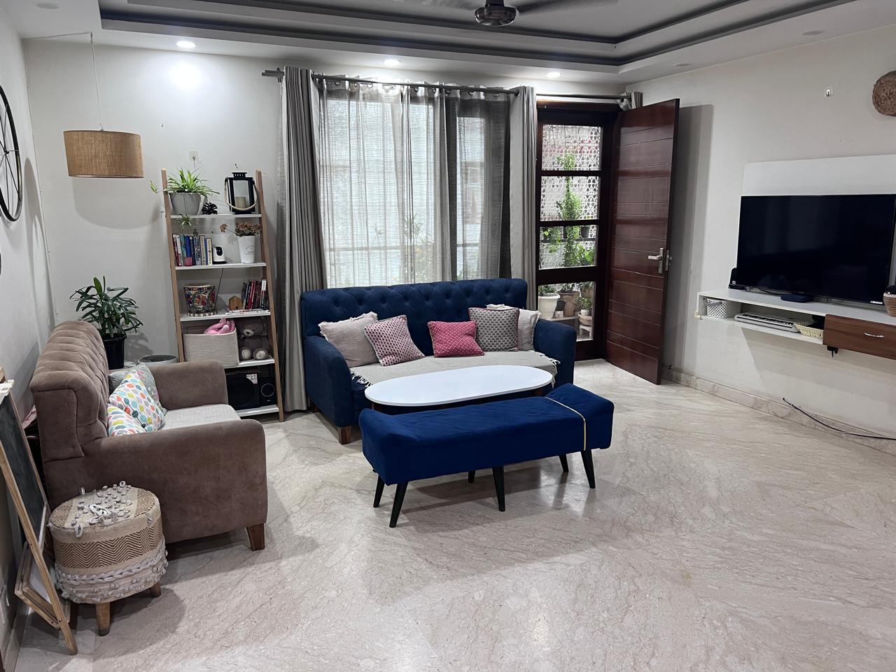 4 BHK + Study Room 3000 Sq.Ft. Builder Floor in Relaxo Apartment