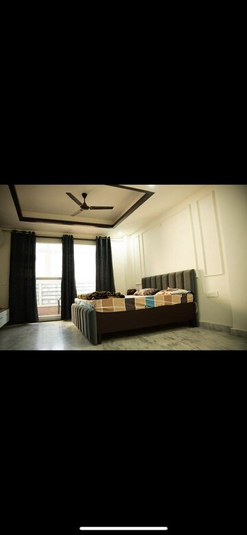 Bedroom in 4 BHK Builder Floor at Hong Kong Bazaar, Sector 57 – for Rent