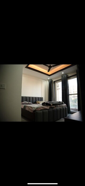 Bedroom in 4 BHK Builder Floor at Hong Kong Bazaar, Sector 57 – for Rent