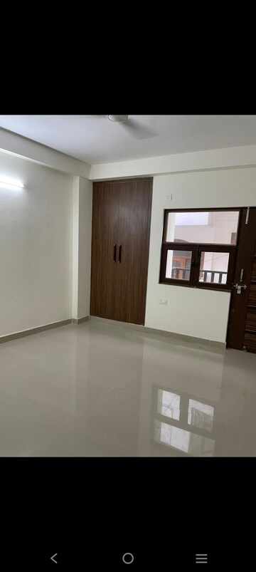 Room in 1 BHK Builder Floor at Saket – for Rent