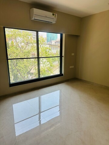 Room in 3 BHK Apartment at Shree Krishna Navageeta, Chembur – for Rent
