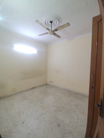 Room in 2 BHK Builder Floor at Malviya Nagar – for Rent