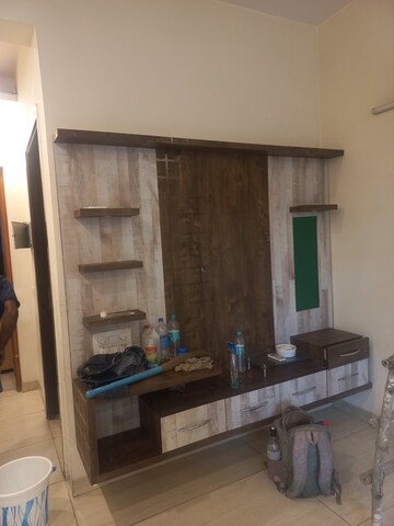 Furnished Amenities in 3 BHK Apartment at ABA Ivy County, Sector 75 – for Rent