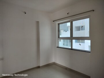 Room in 4 BHK Apartment at Somani Dream Home, Punawale – for Rent