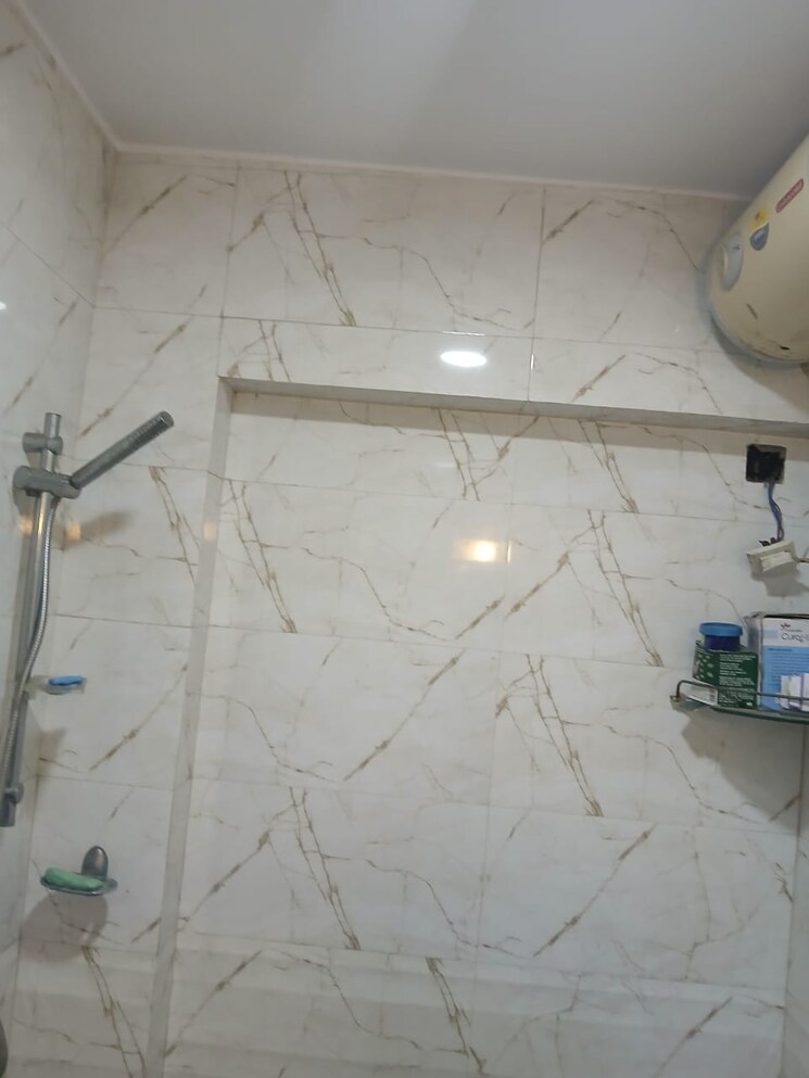 Bathroom, riddhi-garden 2 Bedroom 700 Sq.Ft. Apartment In Malad East Mumbai 9085855