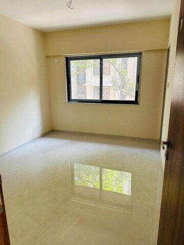 Room in 3 BHK Apartment at BDL Hresa, Chembur – for Rent
