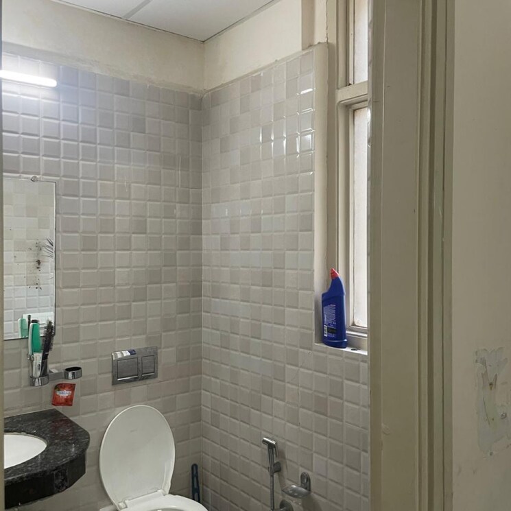 Bathroom, malwa-escon-arena 3 Bedroom 1685 Sq.Ft. Apartment In Lohgarh Zirakpur 9085888