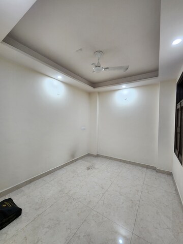 2 BHK Builder Floor For Rent in Chattarpur