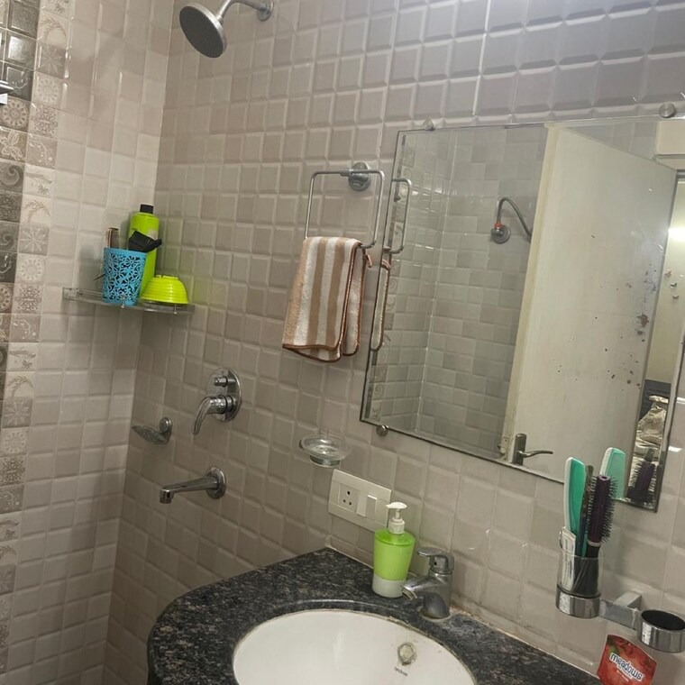 Bathroom, malwa-escon-arena 3 Bedroom 1685 Sq.Ft. Apartment In Lohgarh Zirakpur 9085888