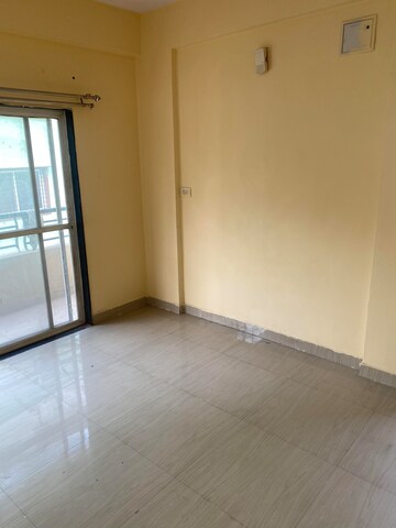 Room in 1 BHK Apartment at Aple Ghar, Kharadi – for Rent